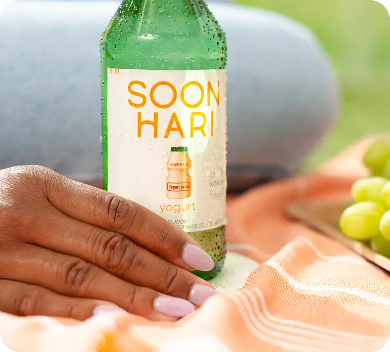 Soonhari Yogurt lifestyle image